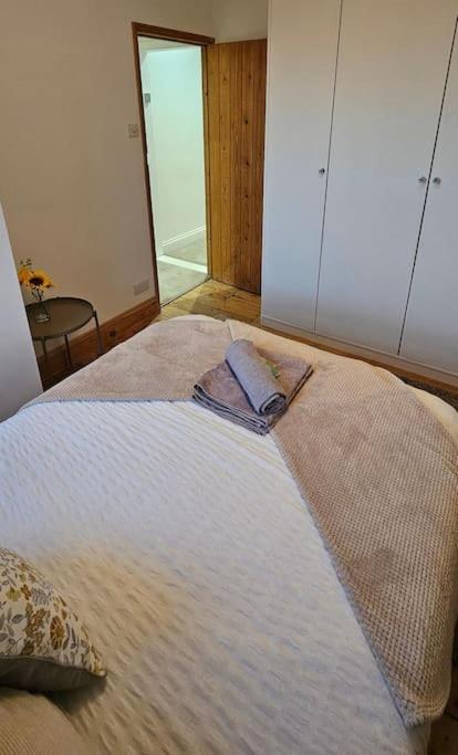 The Hive 4 Bed House Pool Table Air-Con Villa Maidstone Bagian luar foto